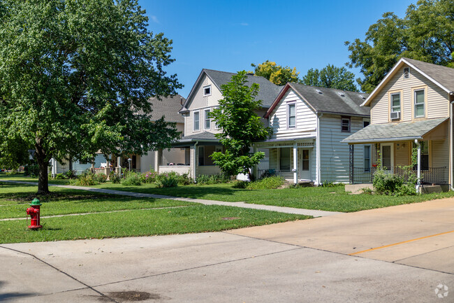 Kenwood homes come in a wide variety of styles.