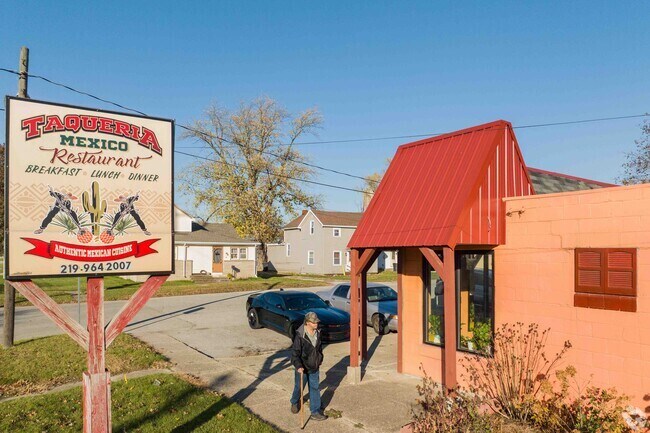 Taqueria Mexico in Rensselaer is a highly acclaimed restaurant that offers authentic cuisine.