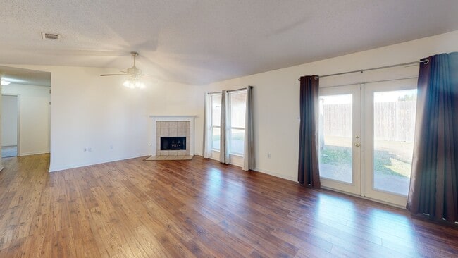 1016 William Dr, Slidell, LA 70460 - photo 2