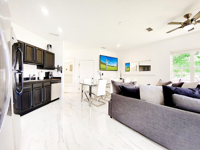 1916 Perfect Dr unit ID1291322P, Port Saint Lucie, FL 34986 - photo 2