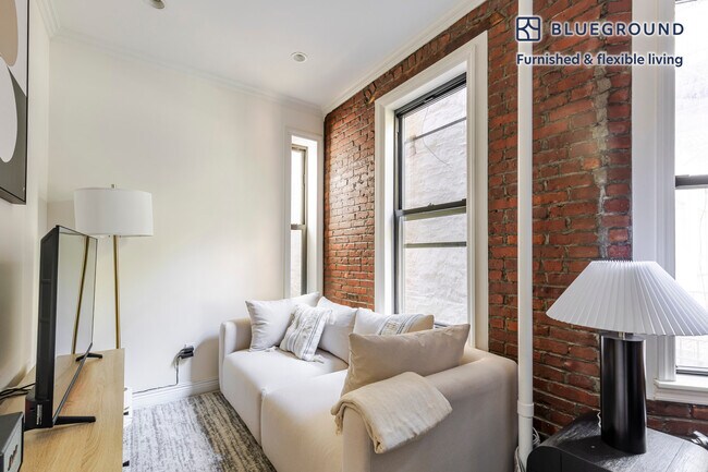 223 Mott St unit FL4-ID1974, New York, NY 10012 - photo 3