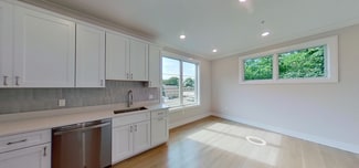108 Warren St Unit 4, Boston, MA 02119