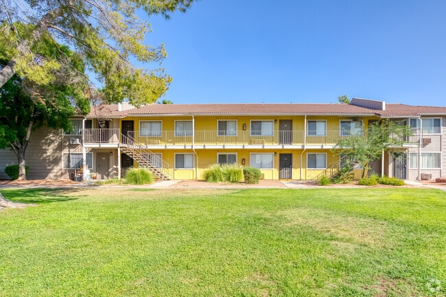 Harmon Hills, Las Vegas, NV 89122 - photo 5