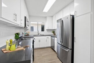 521 E Palm Ave, Burbank, CA 91501