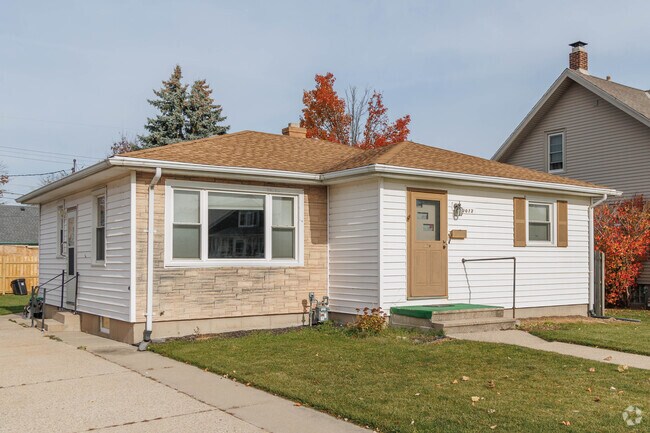 Ranch homes are common in grant.