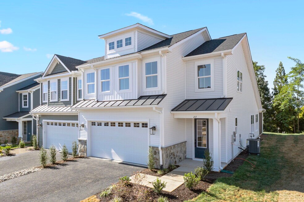 217 Springdale Rd, Waynesboro, VA 22980 - photo 1