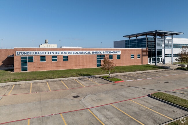 The LyondellBasell Center is a premier training hub for energy technology professionals.