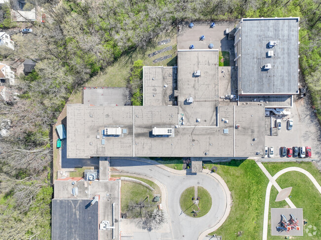 Taft Elementary School is located on 270 Southern Avenue in Cincinnati, Ohio.