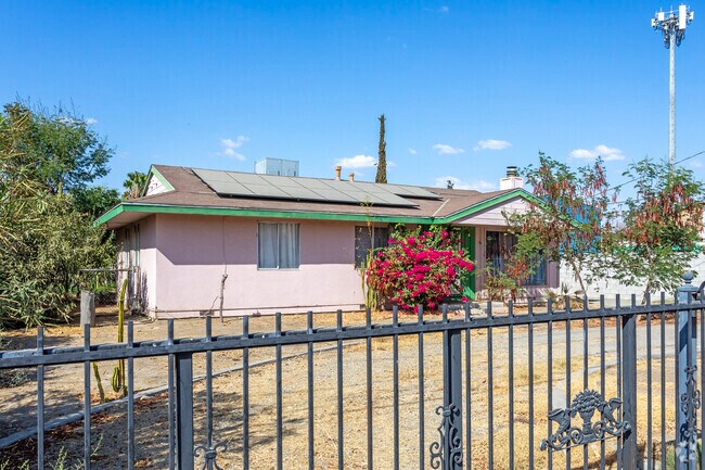 There are some Craftsman style homes located around the Wible Orchard area.