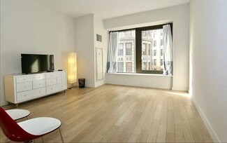 75 Wall St Unit 18I, New York, NY 10005