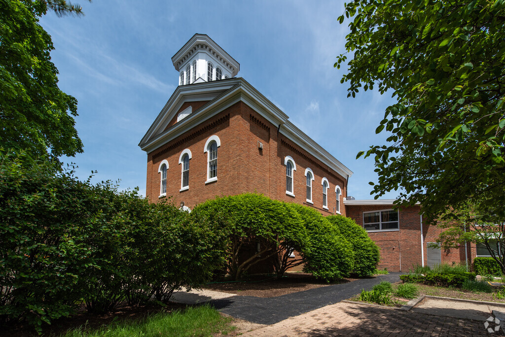 Lincoln Elementary School has plenty of space for River Forest students to thrive in.