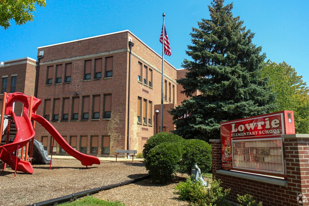 Lowrie Elementary School provides education in the neighborhood of 
Elgin