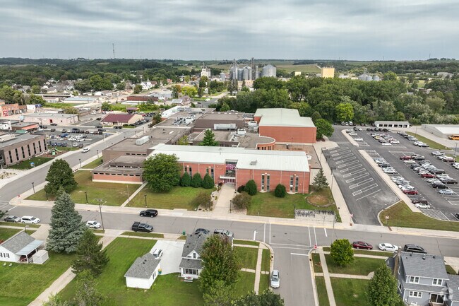 Pine Island Secondary School