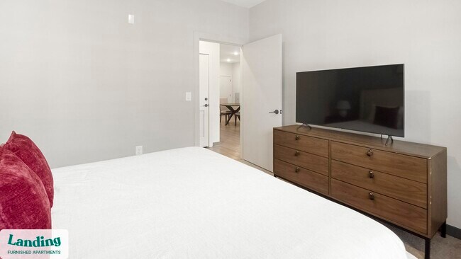 645 N Front St unit 458, Memphis, TN 38107 - photo 5