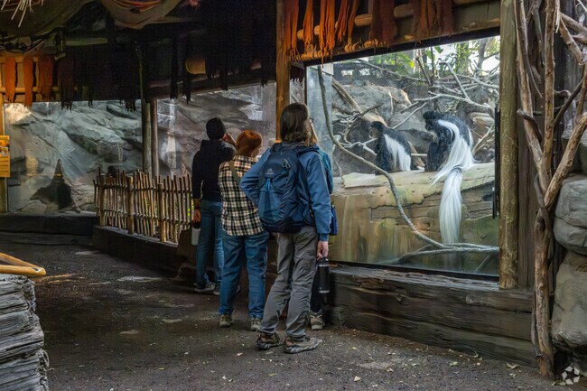 Residents can enjoy the proximity to the Minnesota Zoo.