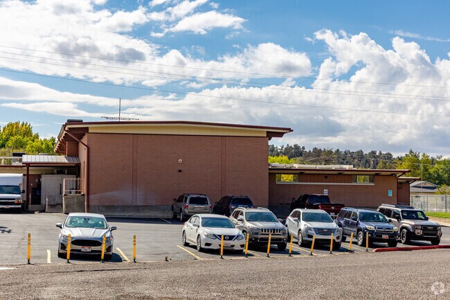 Valley Elementary School has a mobile library called the 