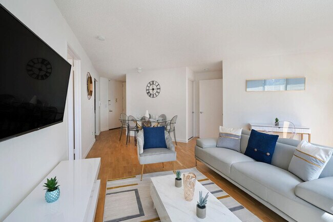 420 E 92nd St unit FL8-ID1251683P, New York, NY 10128 - photo 2