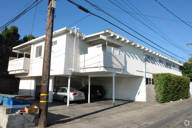 4190 Dixie Canyon Ave, Sherman Oaks, CA 91423 - photo 2