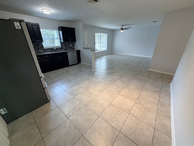 2416 E 18th Ave, Tampa, FL 33605 - photo 4