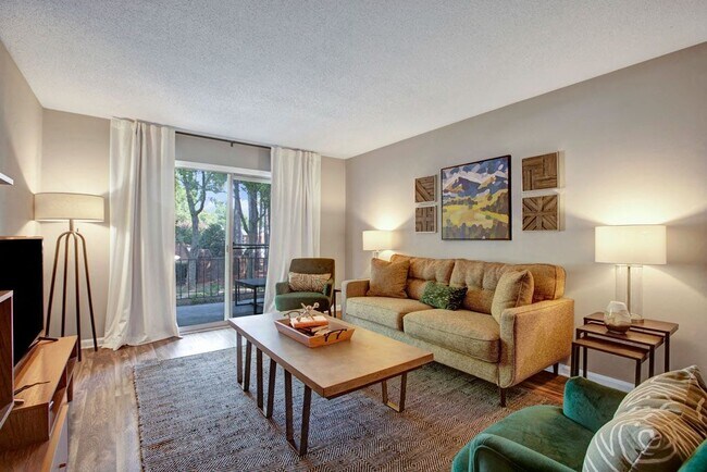 Pinewood at National Hills Apartments, Augusta, GA 30909 - photo 2