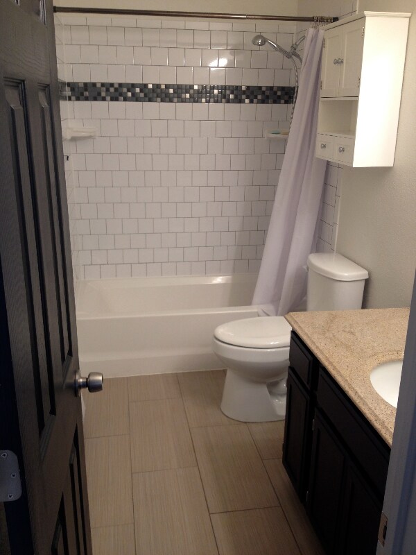 2241 W Hillside Ave, Englewood, CO 80110