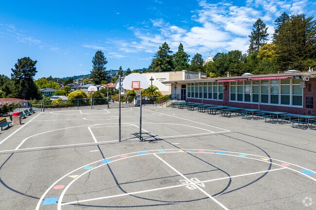 St Theresa provides a high quality Catholic education for students in Oakland.