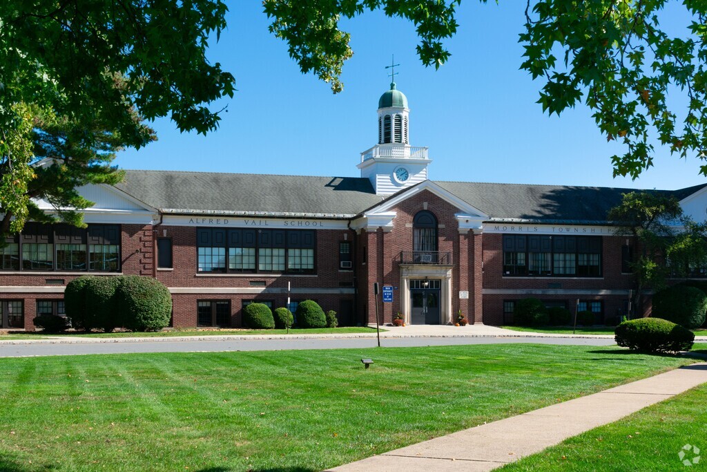 Alfred Vail Elementary School serves students in the Morris Township community.