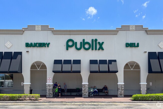Publix where shopping is a pleasure in West Deerfield Beach.