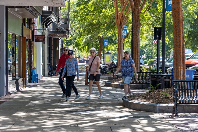 Ellerslie residents can travel to Columbus for dining, shopping, and night life.