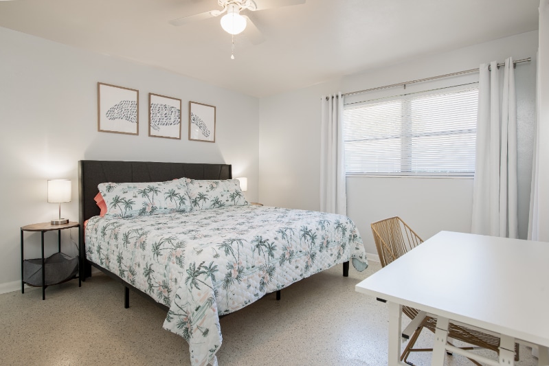 620 SE 47th St unit 3, Cape Coral, FL 33904 - photo 1