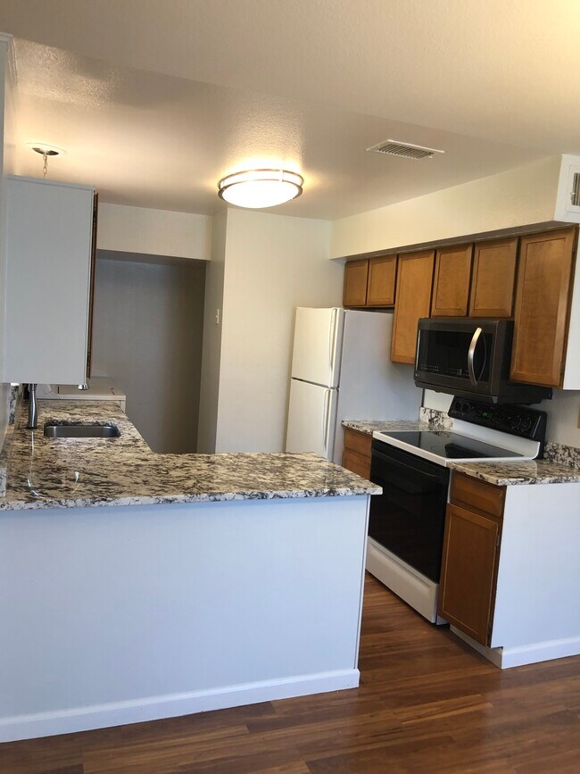 7271 S Xenia Cir unit B - 3, Centennial, CO 80112 - photo 7