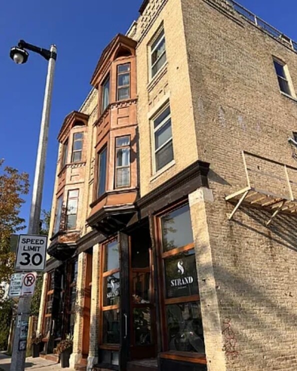 712 S 2nd St Unit 2, Milwaukee, WI 53204