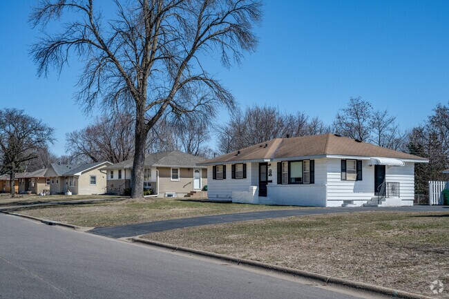 Ranch-style homes in West Palmer Lake show a variety of designs from different eras.