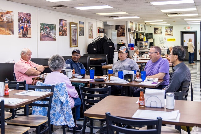 Grab a meal with friends and family at the local Holeshot Diner near West Taylor.