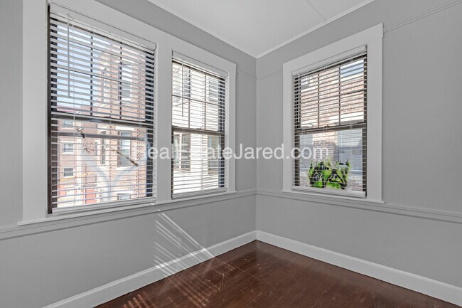 28 Glenville Ave unit 2, Allston, MA 02134 - photo 7