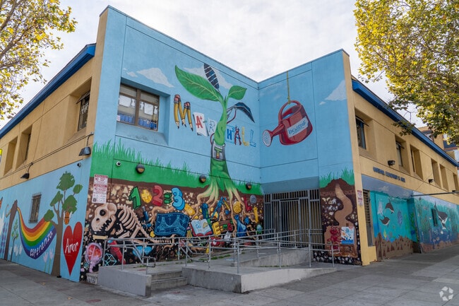 Marshall Elementary provides education in the neighborhood of 
Inner Mission.