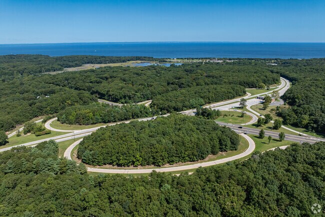 The Sunken Meadow Parkway makes it easy to access Fort Salonga.