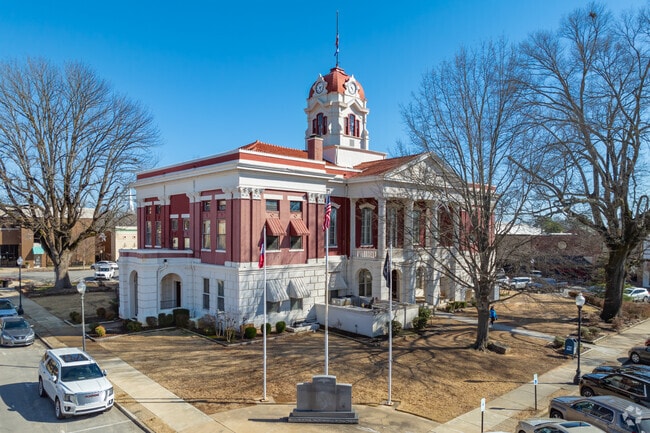 White County Courthouse in Searcy is the oldest operational courthouse in the state.