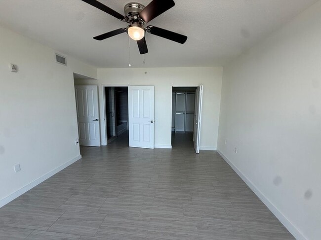 Miami Bay Waterfront Midtown Residences, Miami, FL 33137 - photo 7