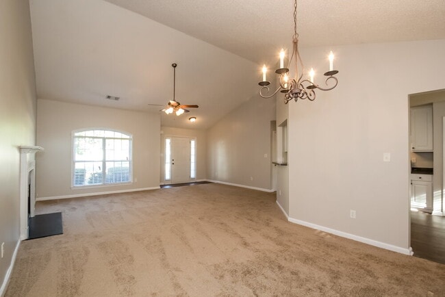 310 the Gables Dr, McDonough, GA 30253 - photo 4