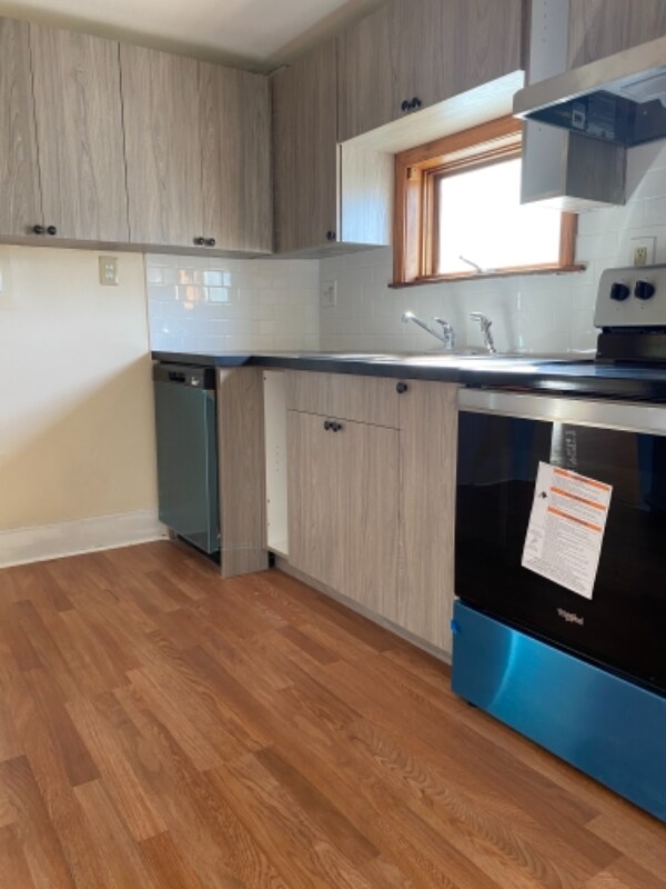 134 School St, Hamden, CT 06518