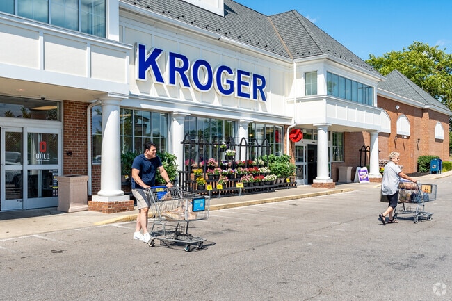 Many residents of Olentangy Highlands shop at Kroger in Worthington Mall.