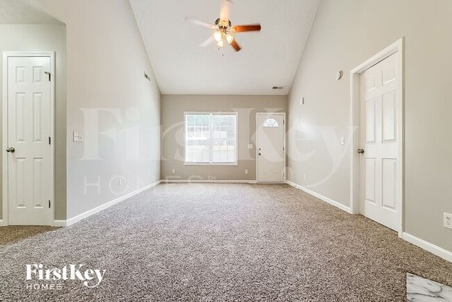 225 Indian Springs Dr, Locust Grove, GA 30248 - photo 2