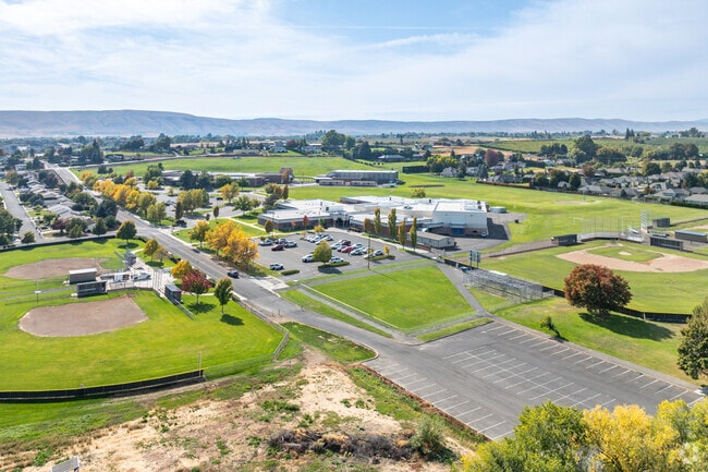 Great educational courses are available at West Valley Middle School.