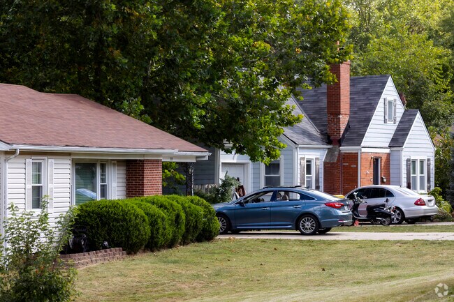 Foxwoods-Carriage Hills boasts affordable homes with a variety of housing styles.