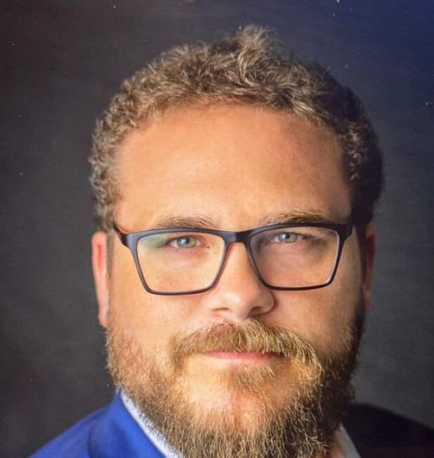 Agent Photo