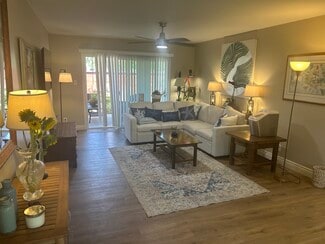 208 N La Plaza Unit 208NLaPlaza, Anaheim, CA 92805