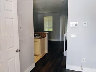 1115 Lucaya Dr, West Palm Beach, FL 33404