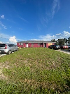 2405 Mansfield Ave S, Lehigh Acres, FL 33973