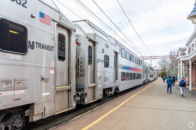 Millburn Train Station Platform and NJ Transit Train